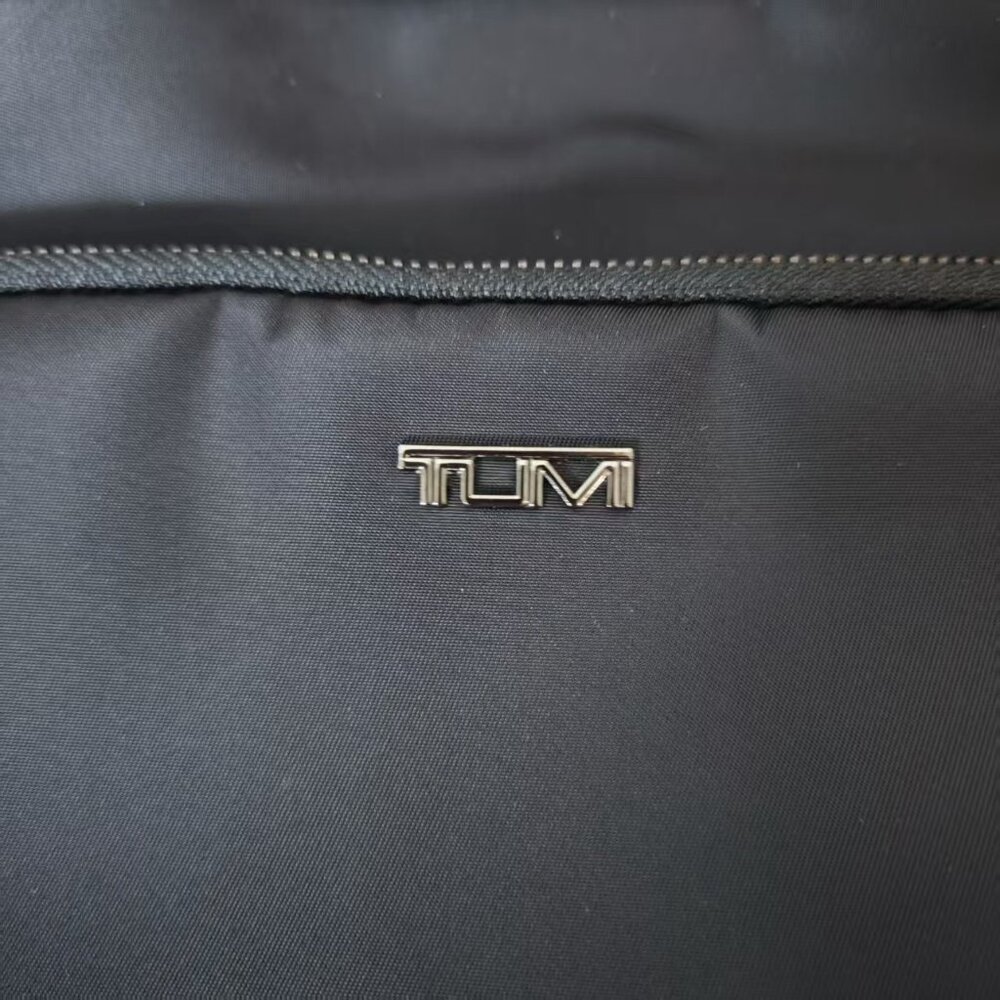 New BLACK outdoor  TUMI Celina Backpack - Picture 2 of 6